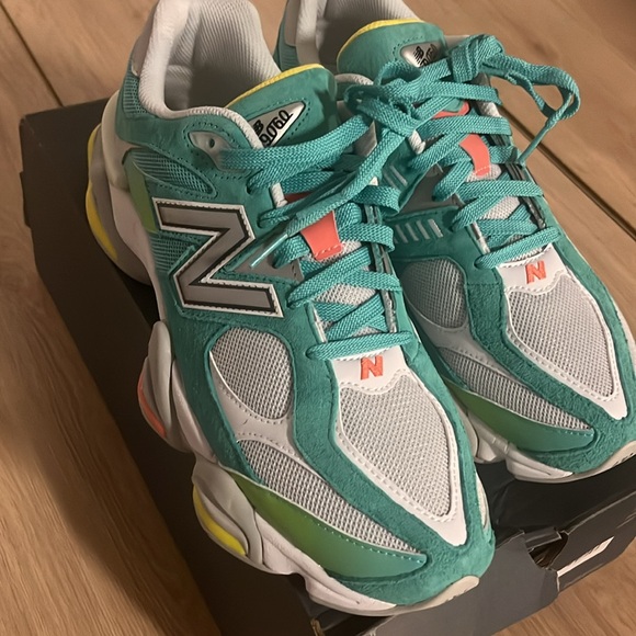 New Balance 9060 DTLR Exclusive - Picture 6 of 6